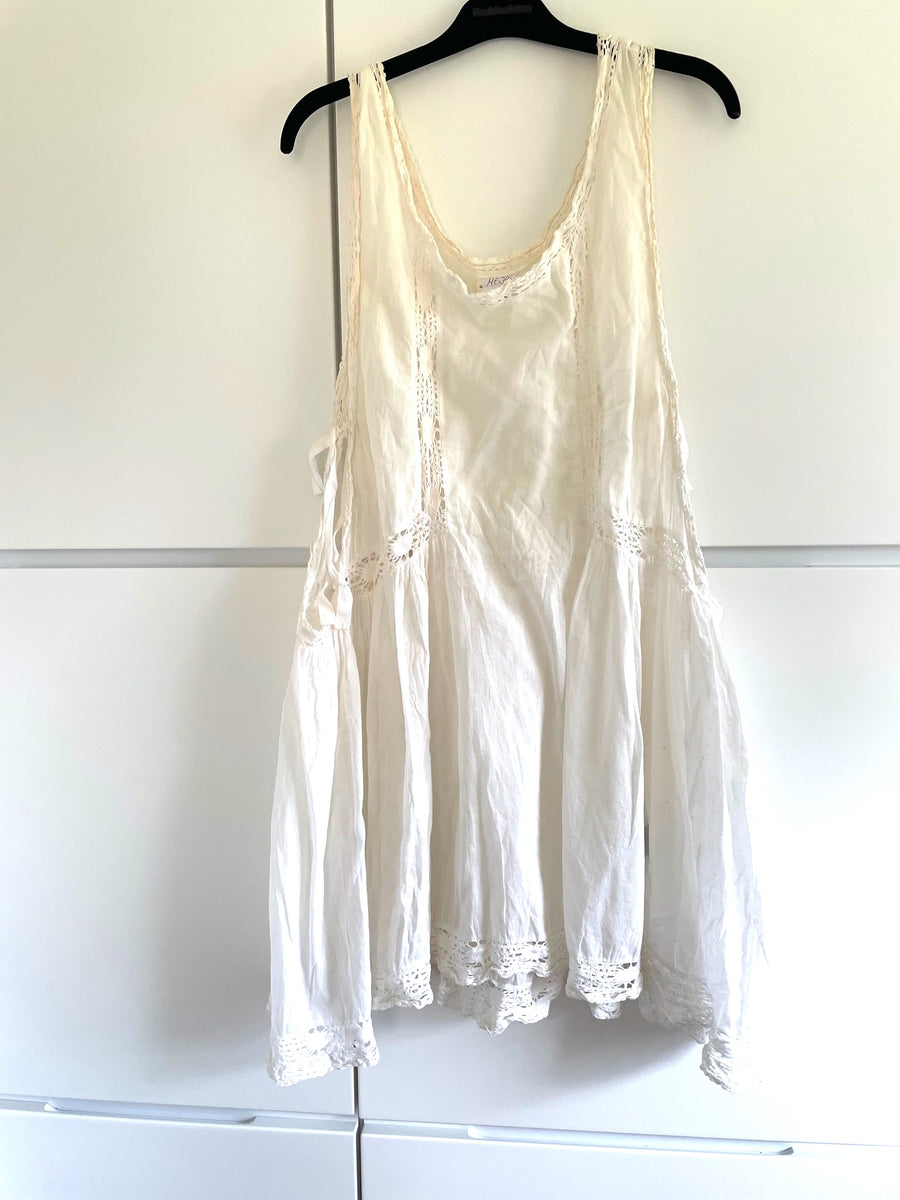 brugervejledning Bedstefar bekvemmelighed Isabel Marant Etoile hvid kjole – Fashionistas