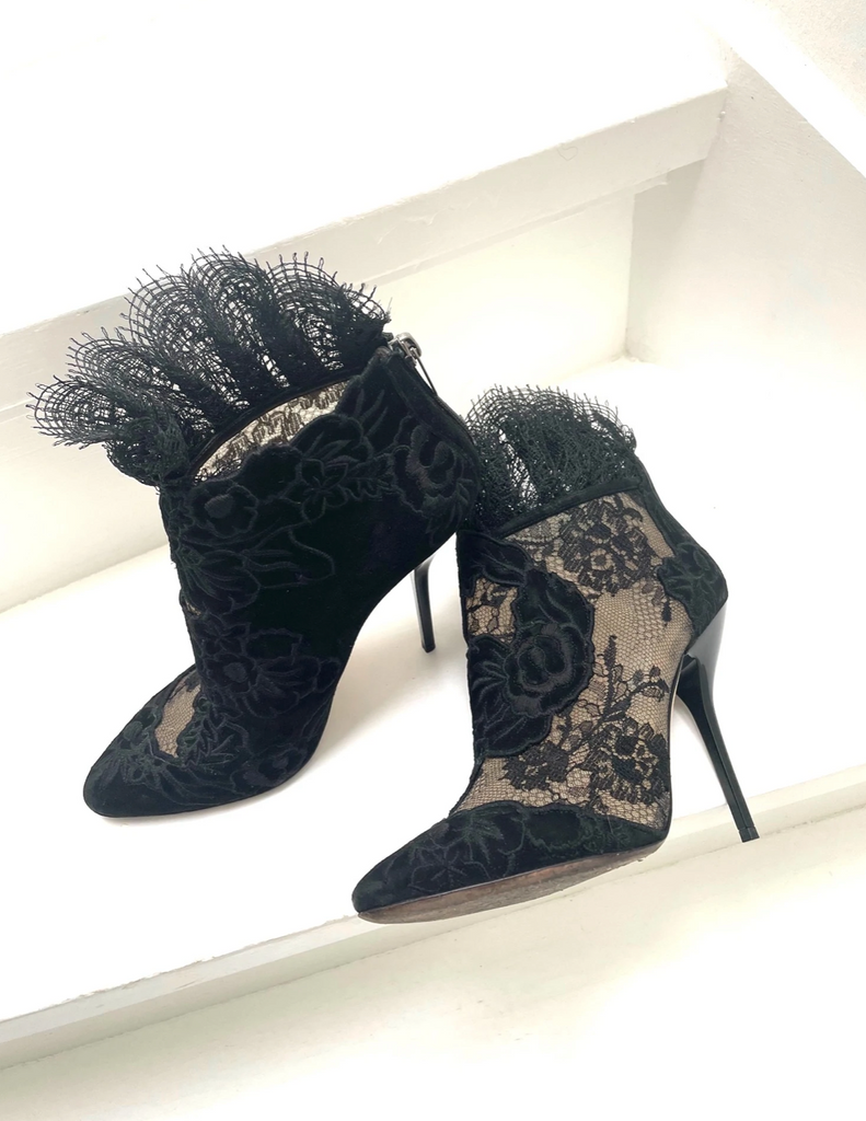 Jeg accepterer det fusionere transfusion Medinas sko, støvler mm. – Fashionistas