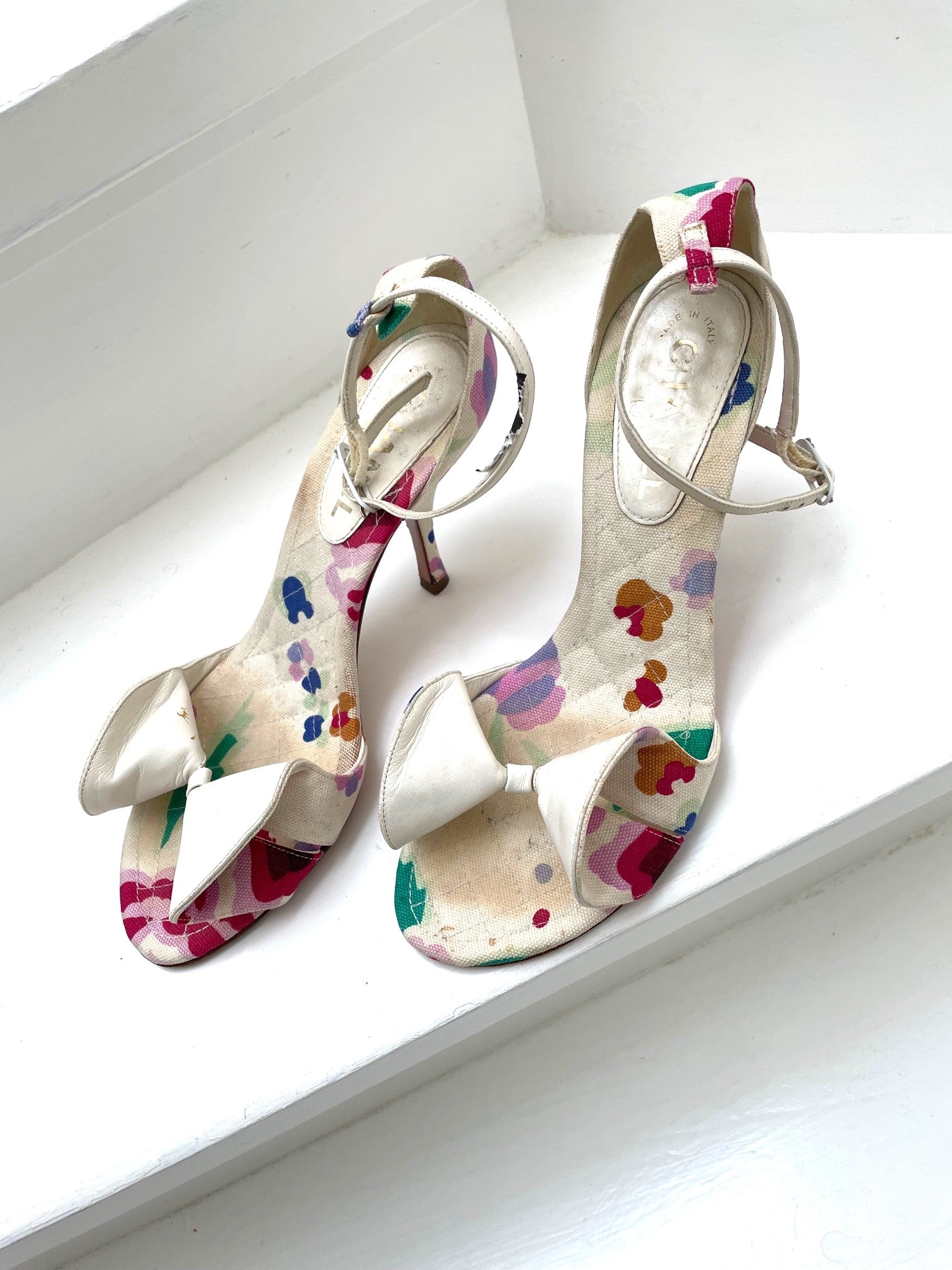 nødvendig Igangværende bytte rundt Chanel sandaler i stof – Fashionistas